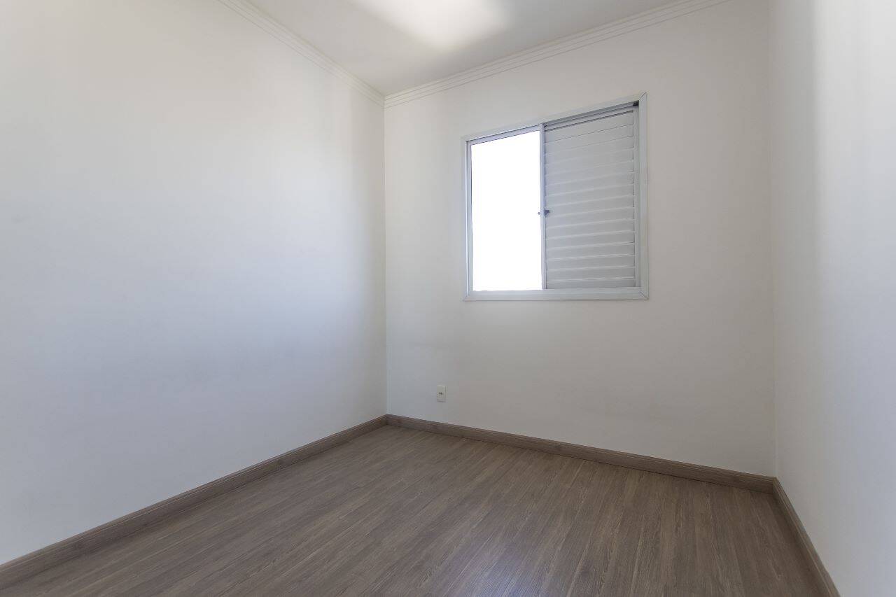 Apartamento à venda com 2 quartos, 56m² - Foto 11