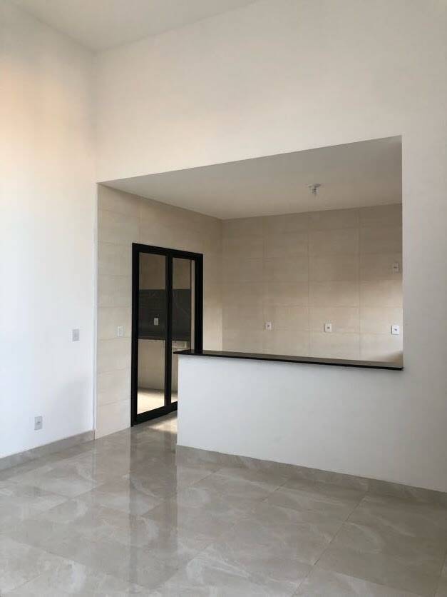 Casa à venda com 3 quartos, 105m² - Foto 5