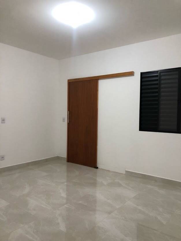 Casa à venda com 3 quartos, 105m² - Foto 12