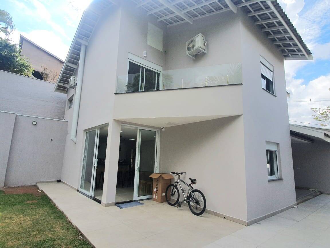 Casa de Condomínio à venda com 3 quartos, 306m² - Foto 19