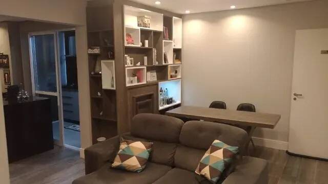 Apartamento à venda com 2 quartos, 72m² - Foto 4