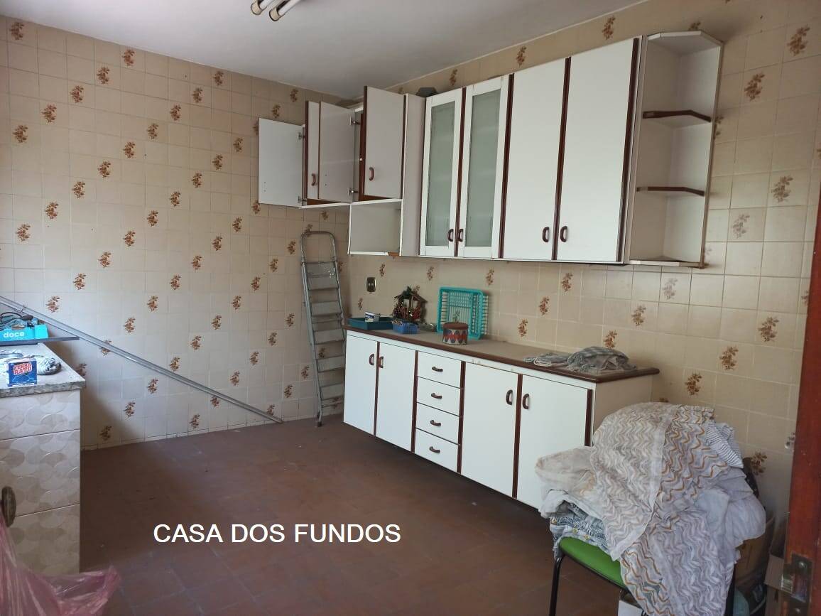 Casa à venda com 4 quartos, 190m² - Foto 3