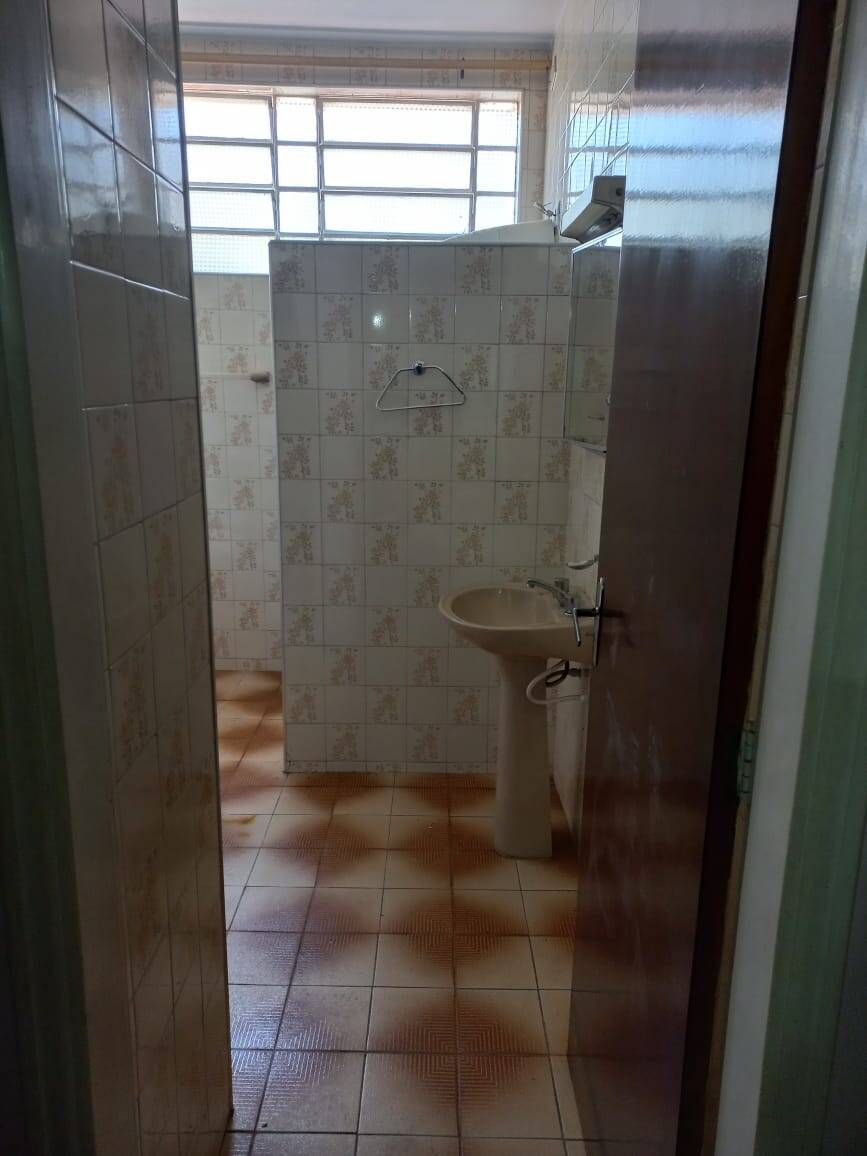 Casa à venda com 4 quartos, 190m² - Foto 13