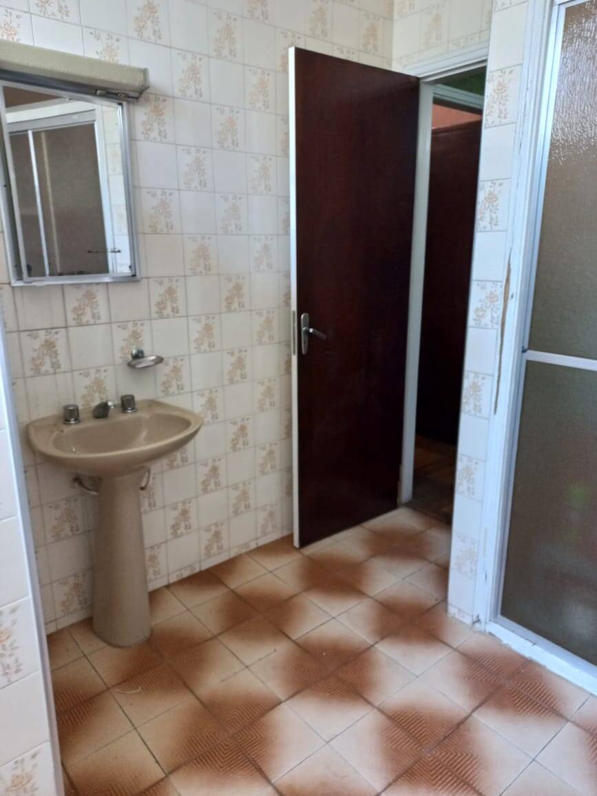 Casa à venda com 4 quartos, 190m² - Foto 15