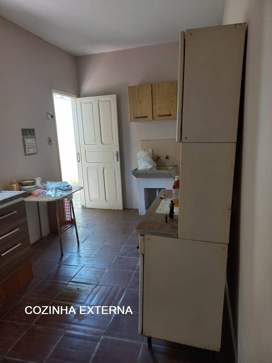 Casa à venda com 4 quartos, 190m² - Foto 30