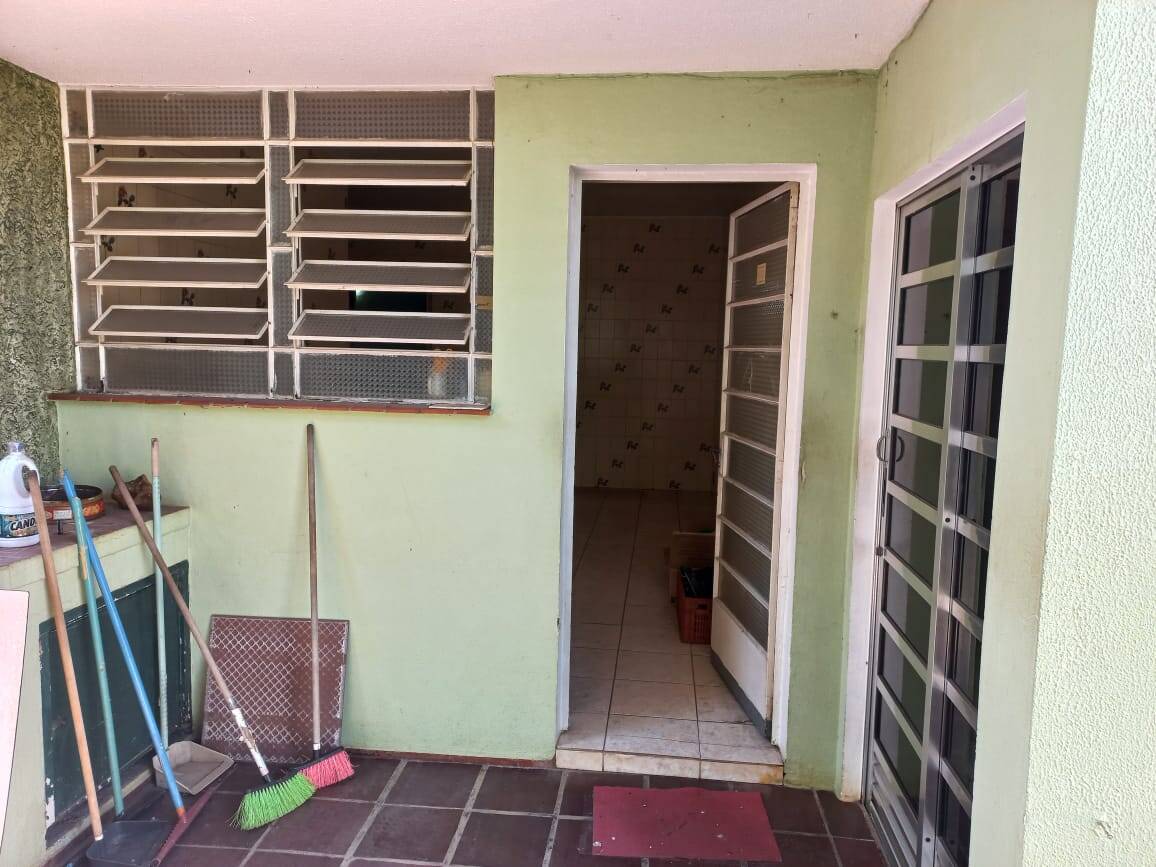 Casa à venda com 4 quartos, 190m² - Foto 39