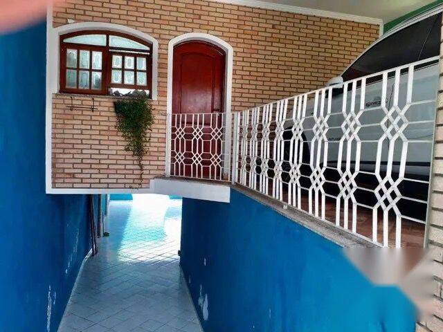 Casa à venda e aluguel com 4 quartos, 320m² - Foto 8