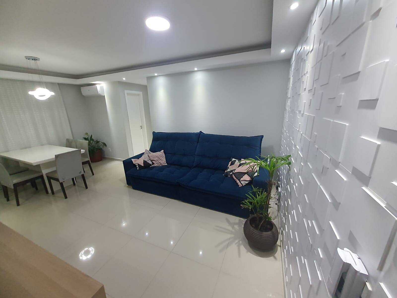 Apartamento à venda com 2 quartos, 60m² - Foto 4