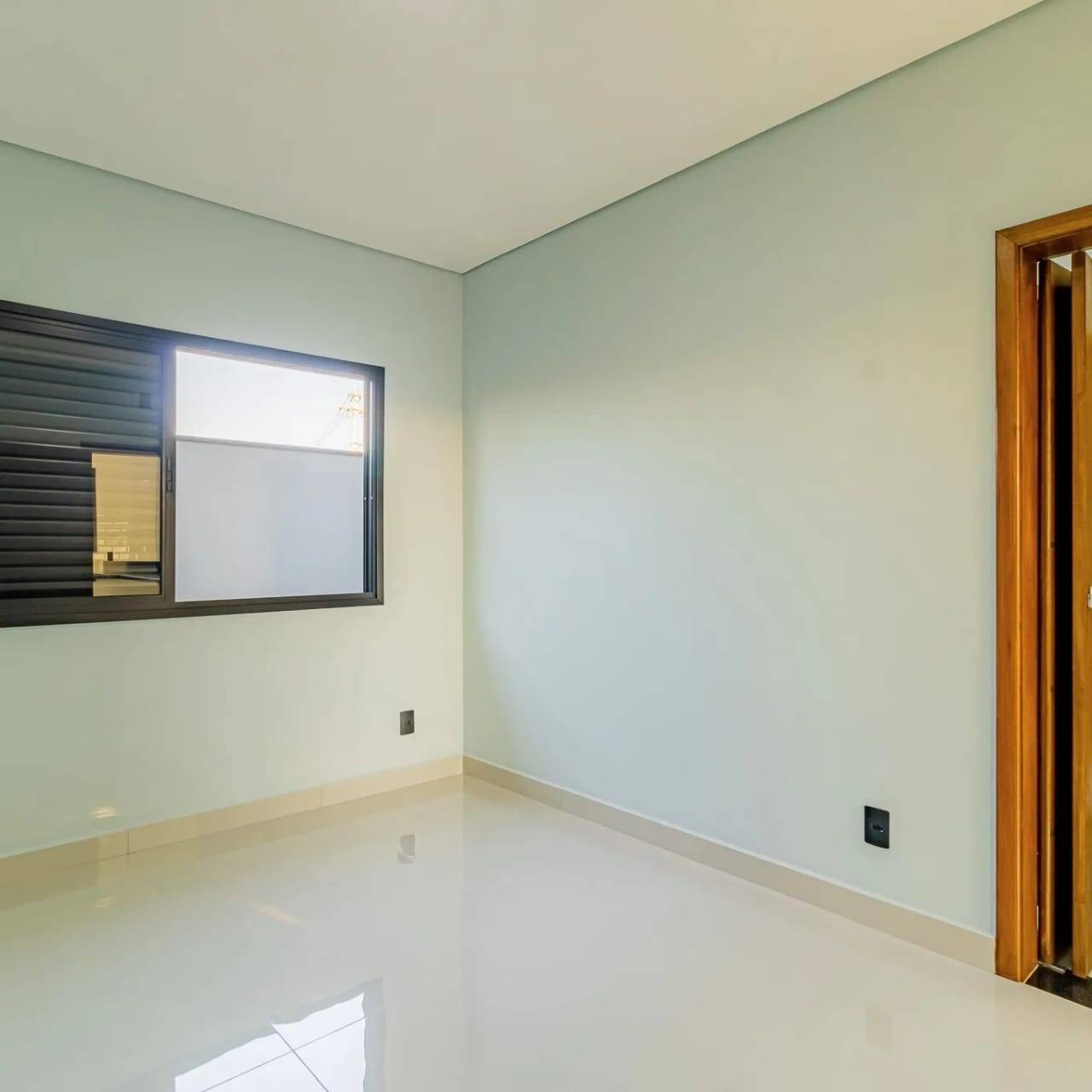 Casa de Condomínio à venda e aluguel com 4 quartos, 315m² - Foto 10