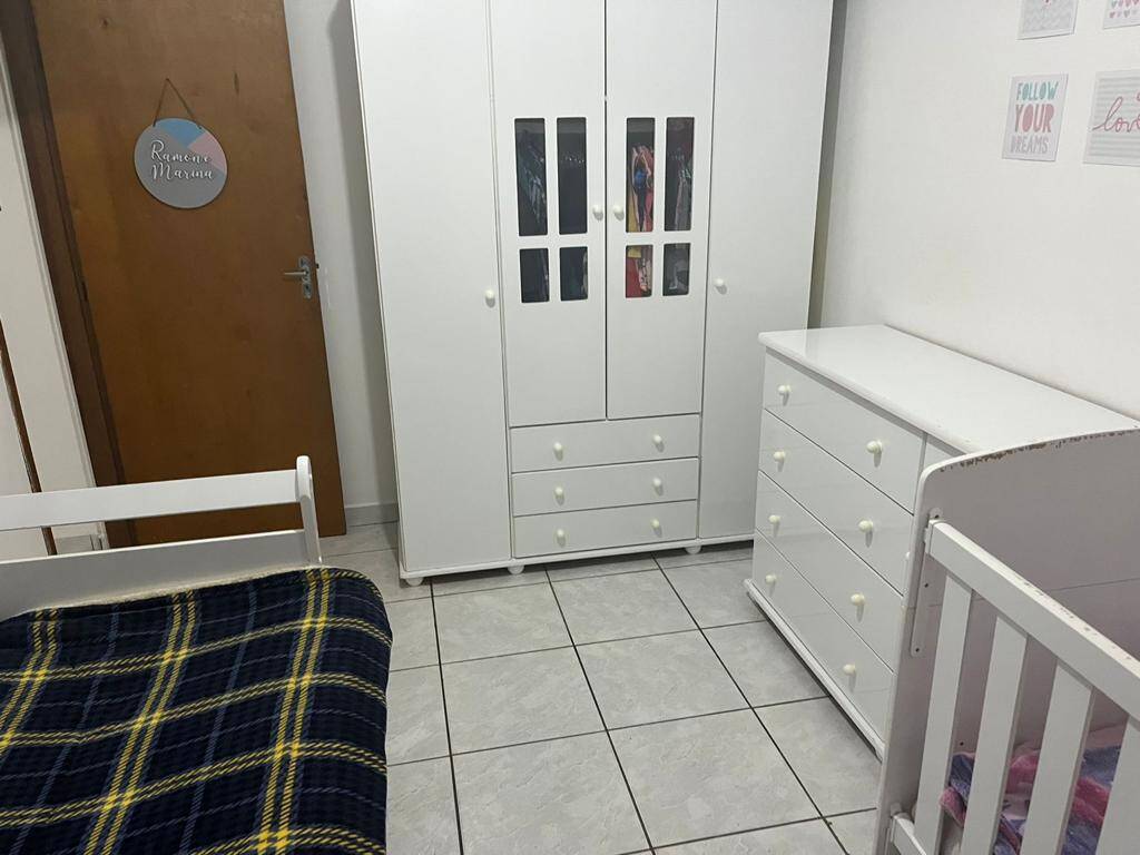 Casa à venda com 2 quartos, 80m² - Foto 11