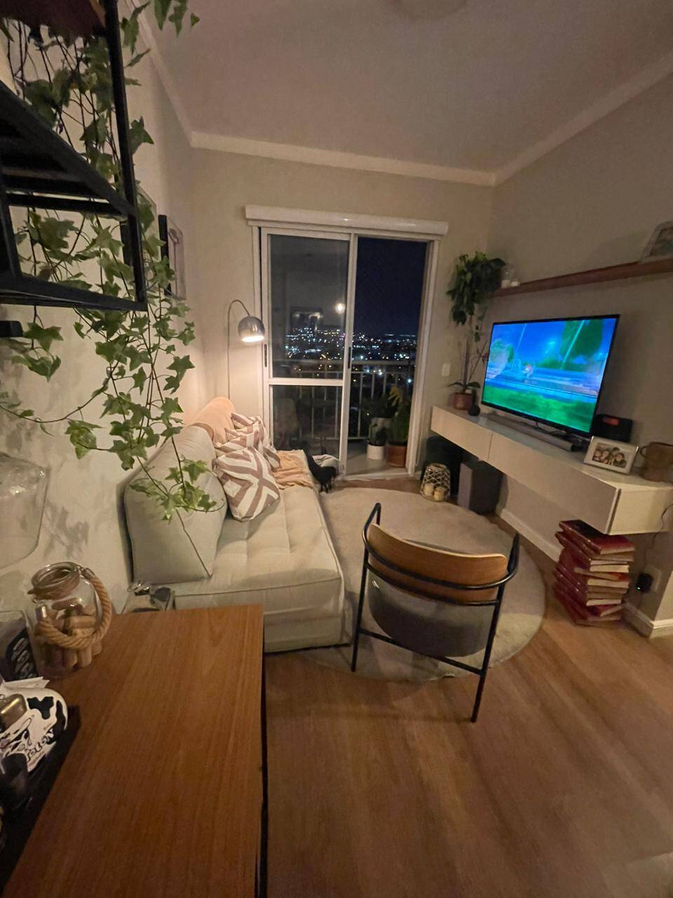 Apartamento à venda com 2 quartos, 54m² - Foto 1