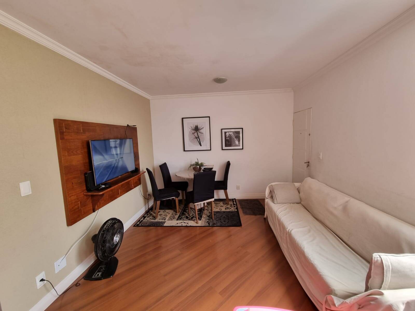 Apartamento à venda com 2 quartos, 56m² - Foto 2