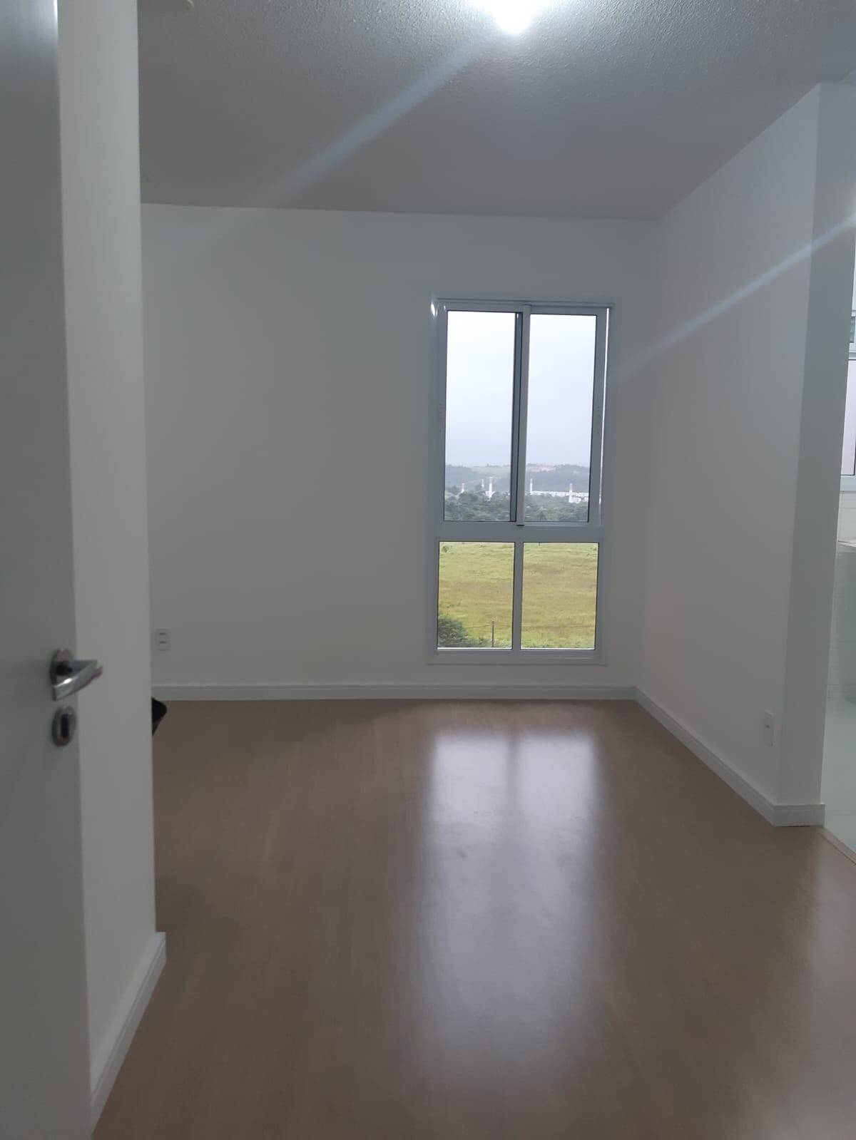 Apartamento à venda com 3 quartos, 64m² - Foto 2