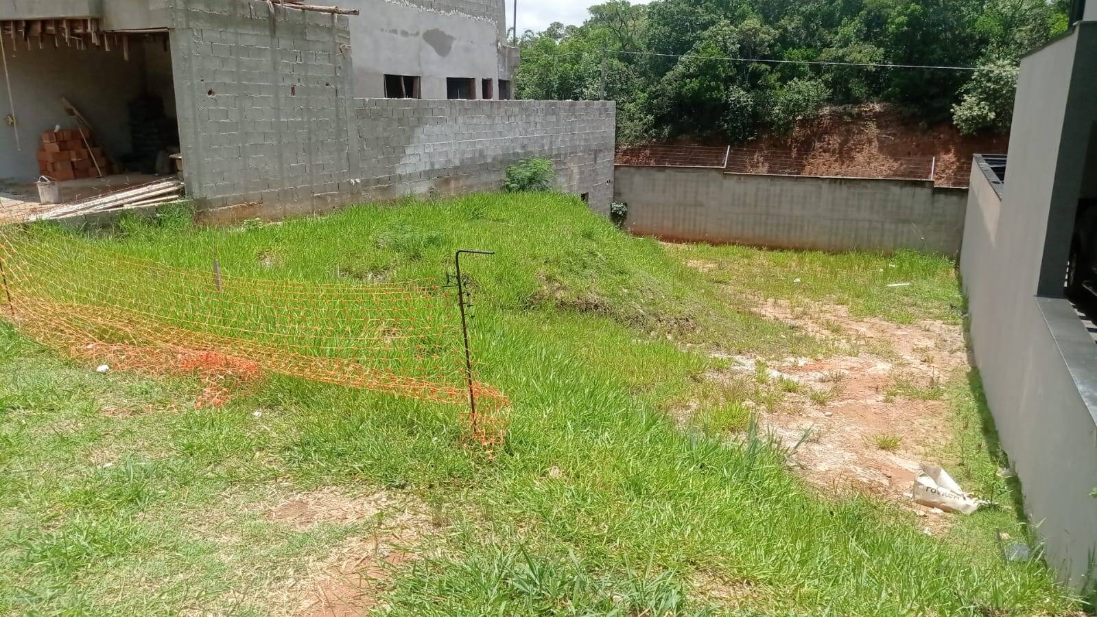 Terreno à venda, 300m² - Foto 2