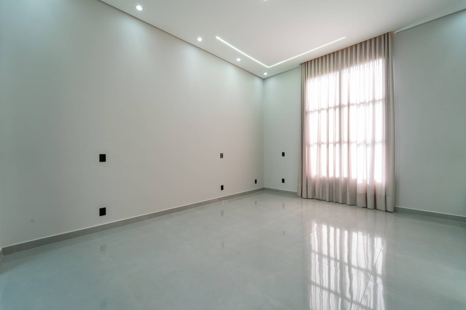 Casa à venda com 3 quartos, 165m² - Foto 11