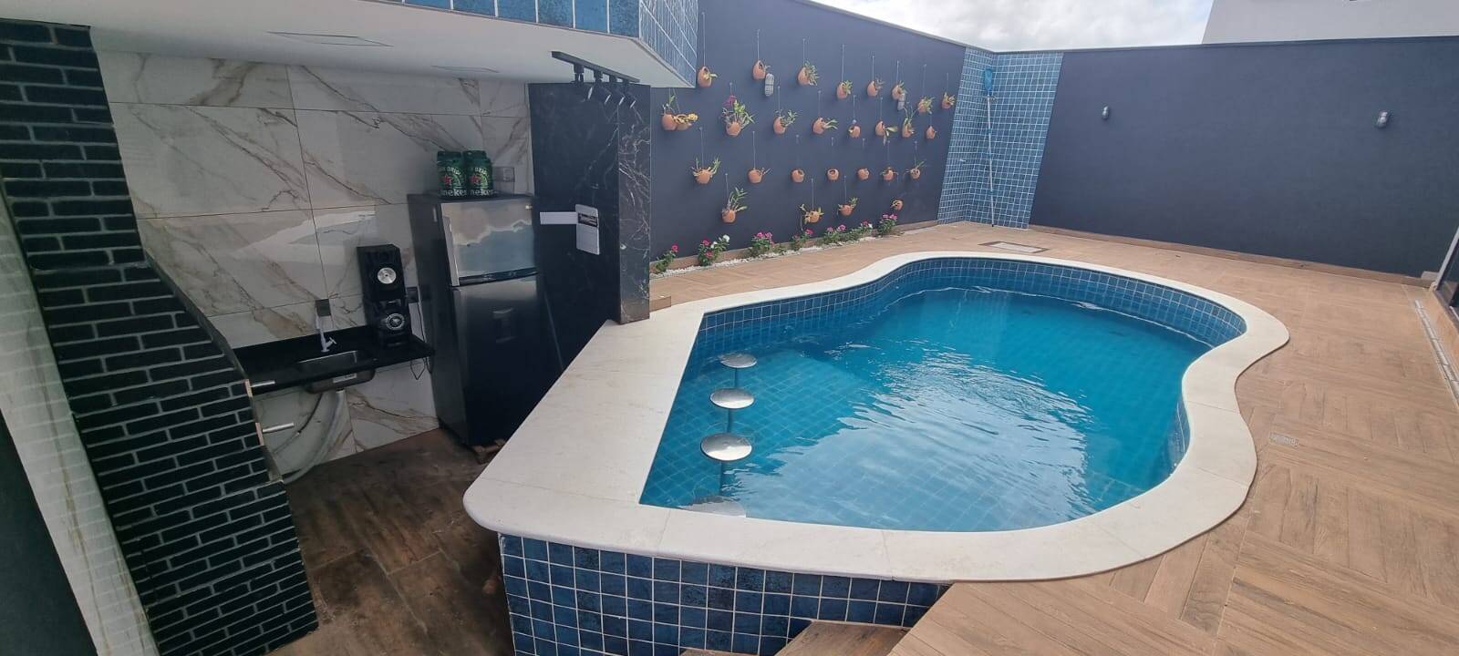 Casa de Condomínio à venda com 6 quartos, 302m² - Foto 28