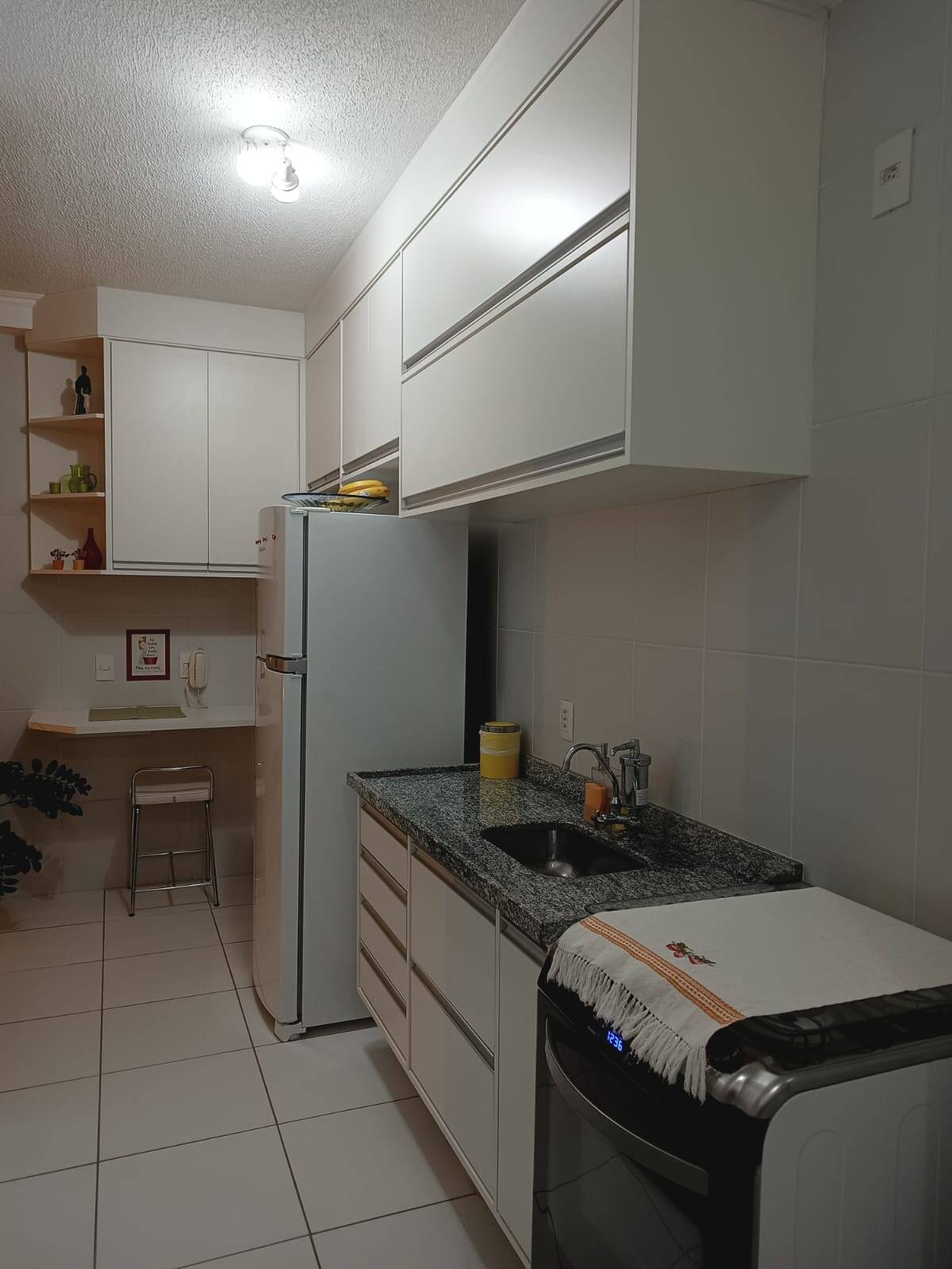 Apartamento à venda com 2 quartos, 66m² - Foto 4