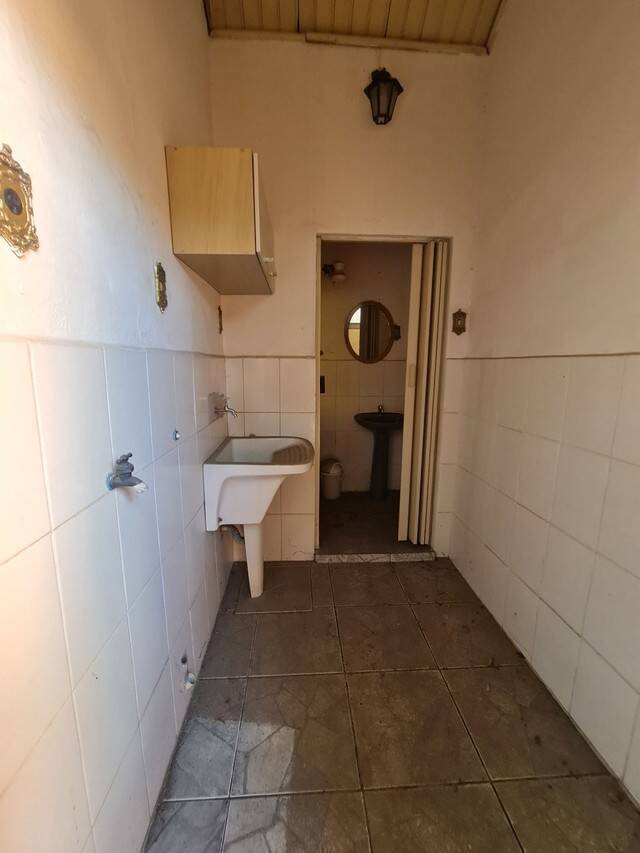 Casa à venda com 2 quartos, 145m² - Foto 13