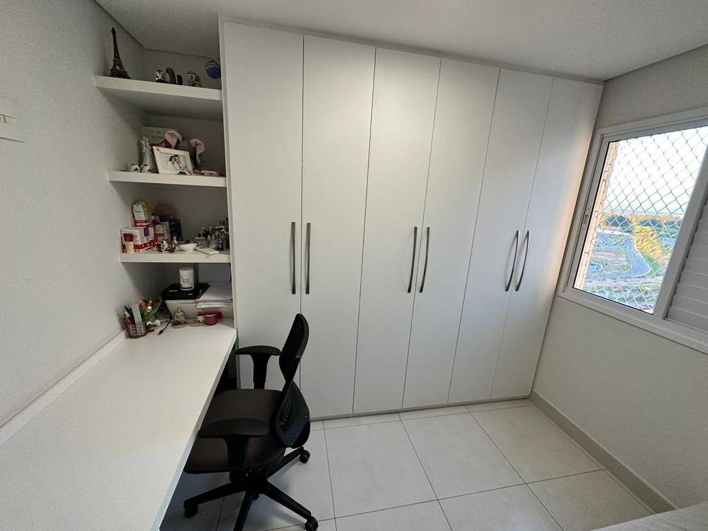 Apartamento à venda com 3 quartos, 97m² - Foto 13