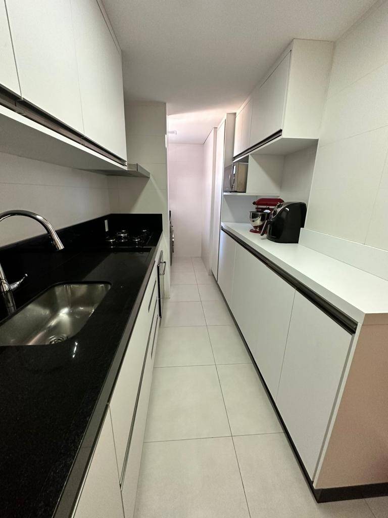 Apartamento à venda com 3 quartos, 97m² - Foto 23