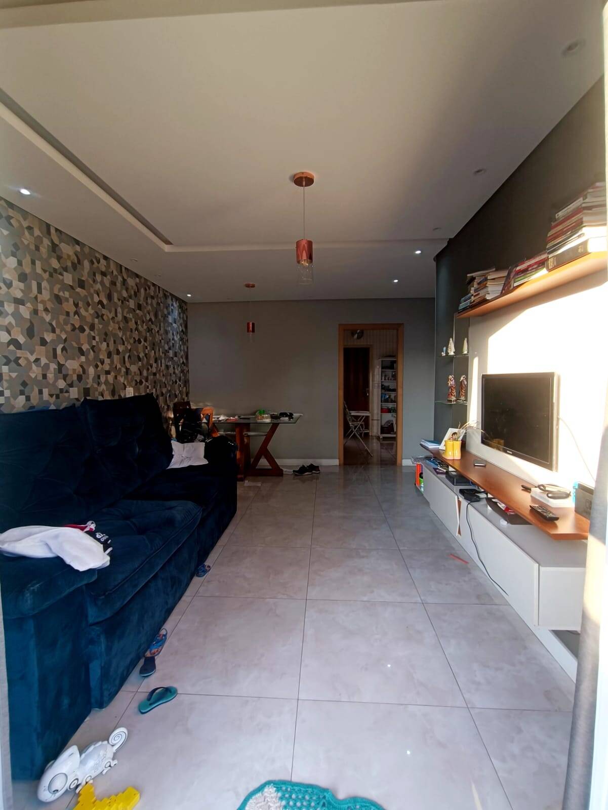 Casa à venda com 4 quartos, 350m² - Foto 2