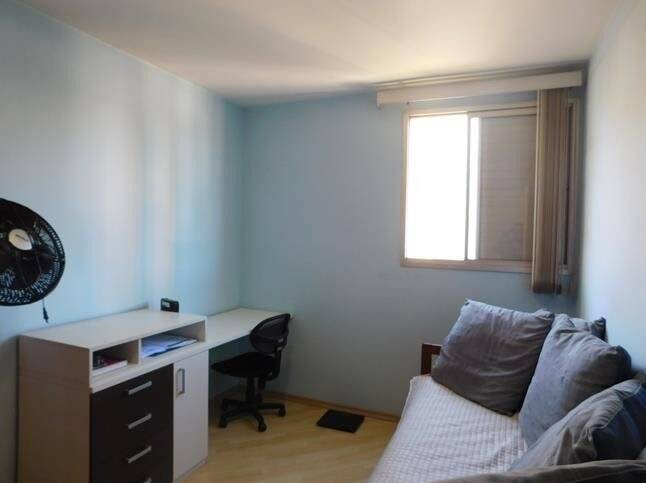 Apartamento à venda com 2 quartos, 76m² - Foto 10