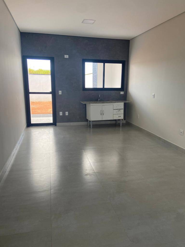 Casa à venda com 3 quartos, 91m² - Foto 2