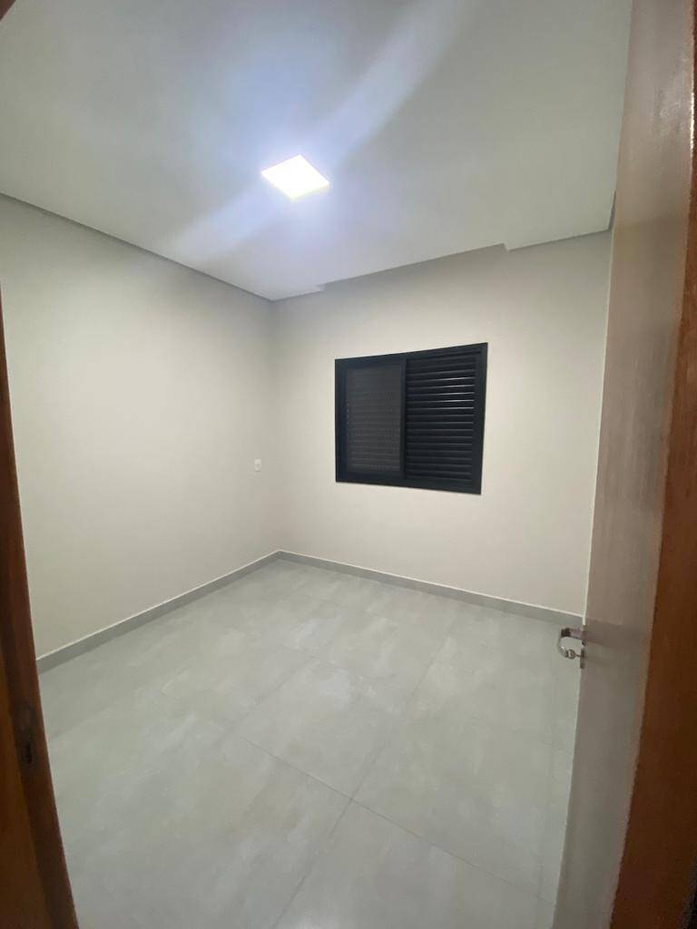 Casa à venda com 3 quartos, 91m² - Foto 9