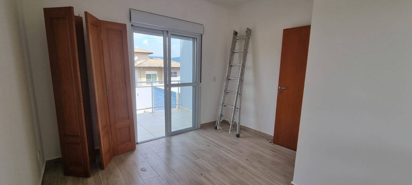 Casa de Condomínio à venda com 1 quarto, 250m² - Foto 11