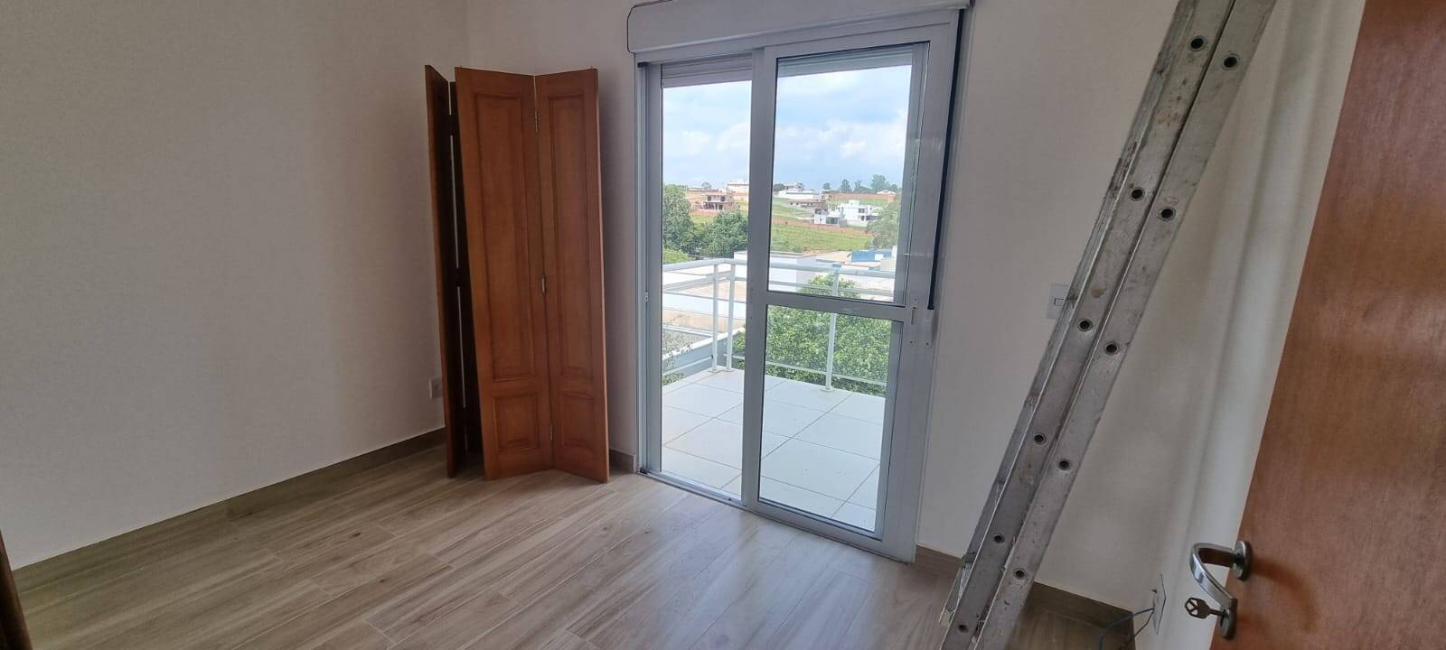 Casa de Condomínio à venda com 1 quarto, 250m² - Foto 13