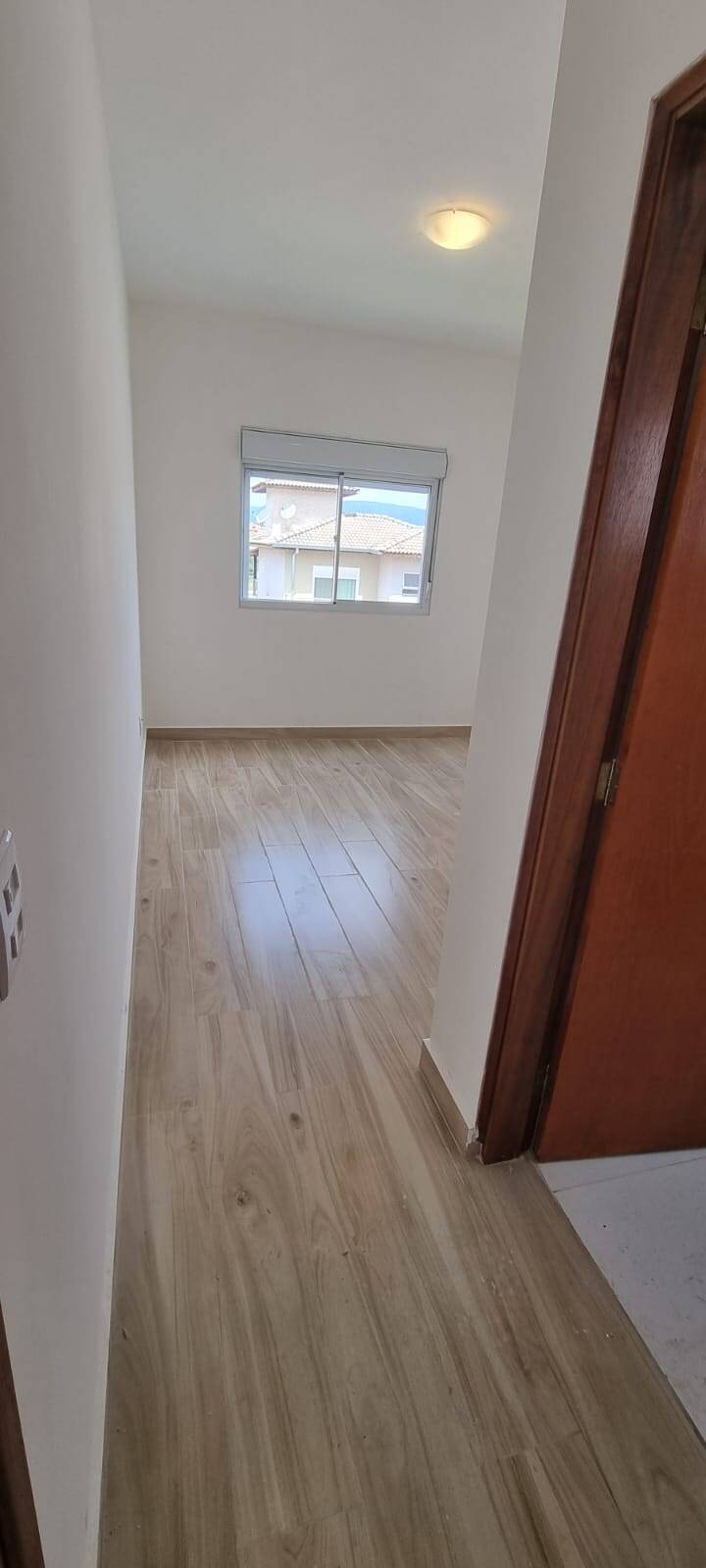 Casa de Condomínio à venda com 1 quarto, 250m² - Foto 14