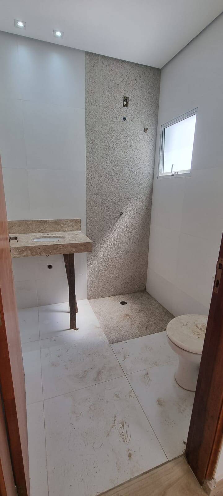 Casa de Condomínio à venda com 1 quarto, 250m² - Foto 18