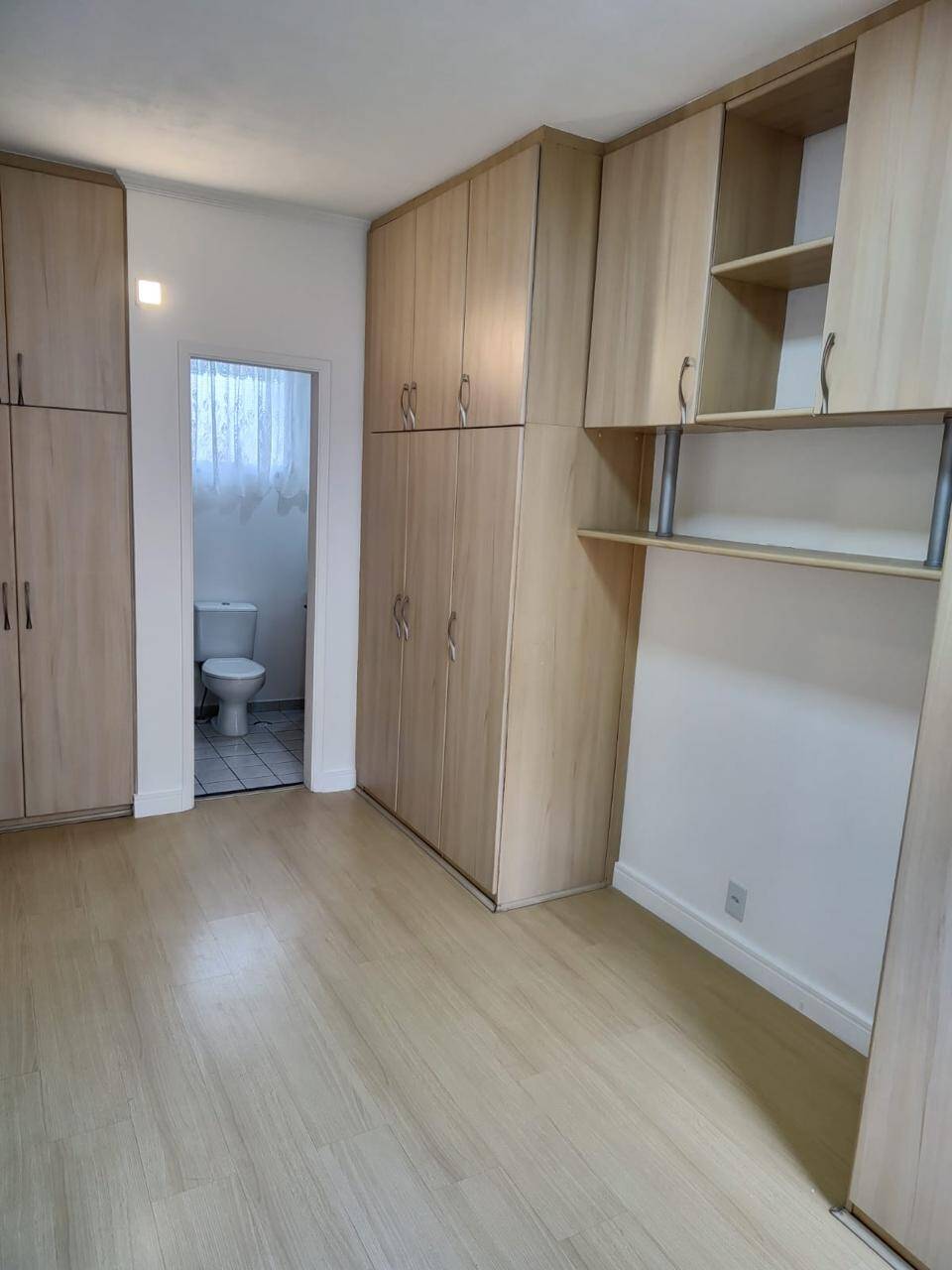 Apartamento à venda com 2 quartos, 72m² - Foto 11