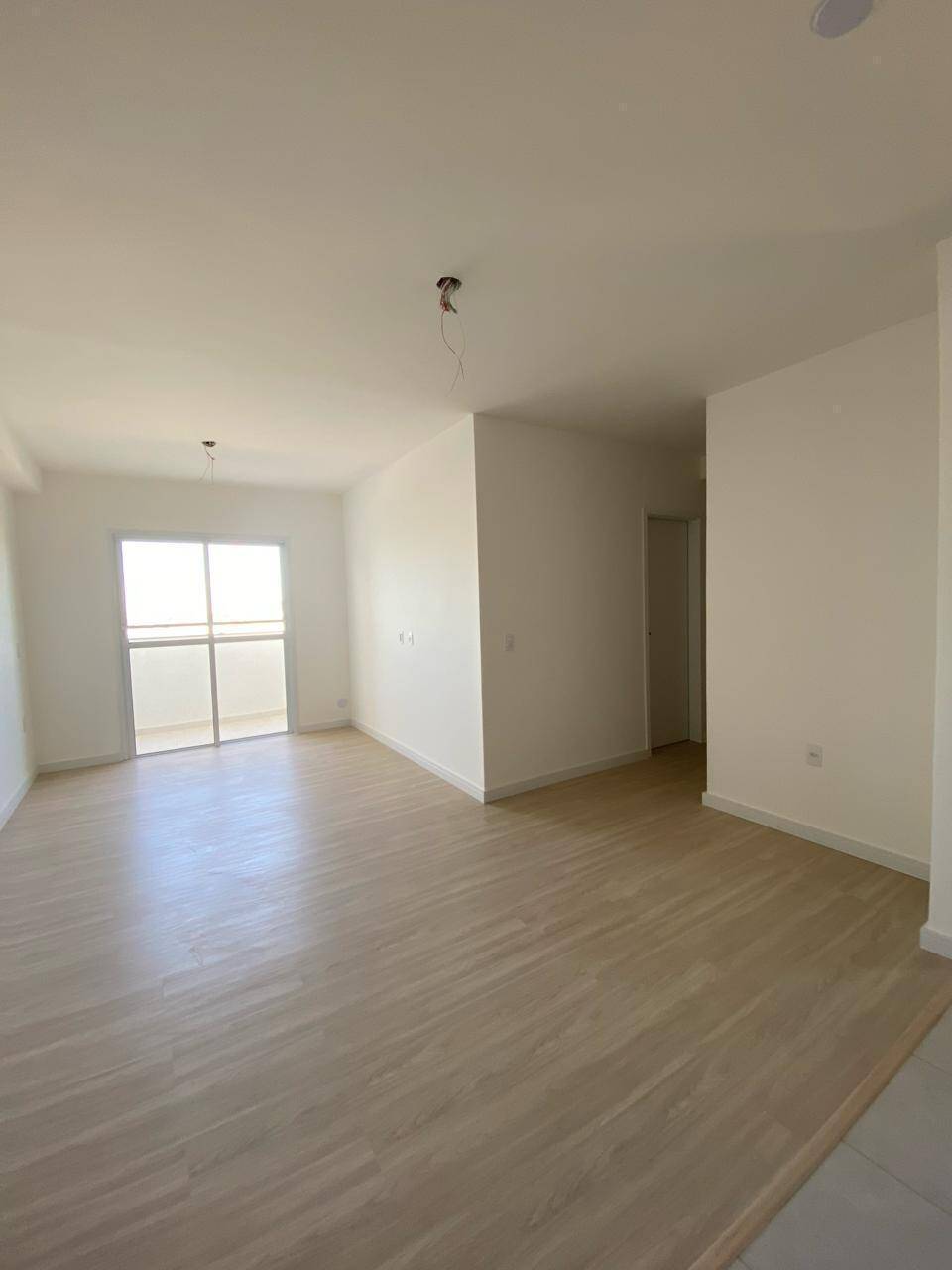 Apartamento à venda e aluguel com 3 quartos, 78m² - Foto 2