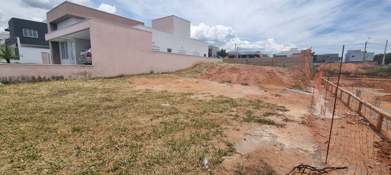 Terreno à venda, 300m² - Foto 2