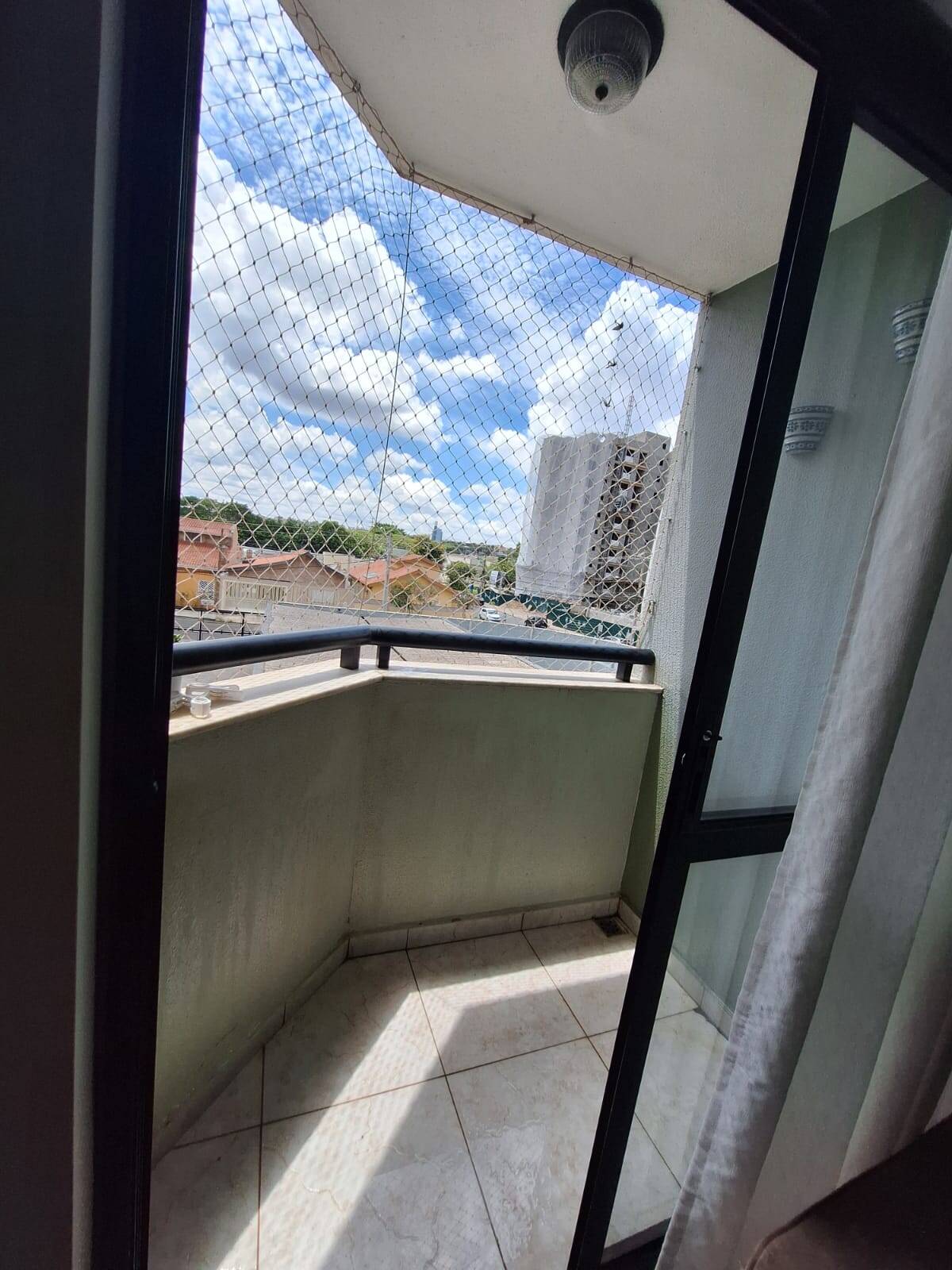 Apartamento à venda com 3 quartos, 87m² - Foto 3