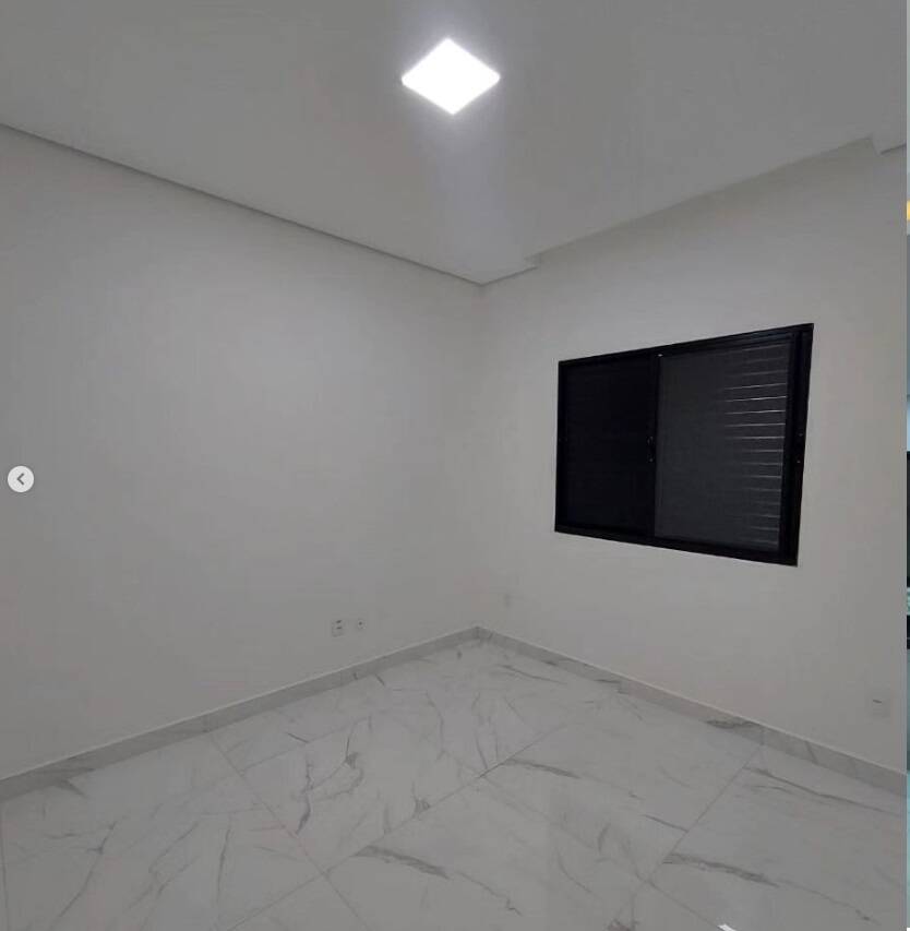 Casa à venda com 3 quartos, 150m² - Foto 4