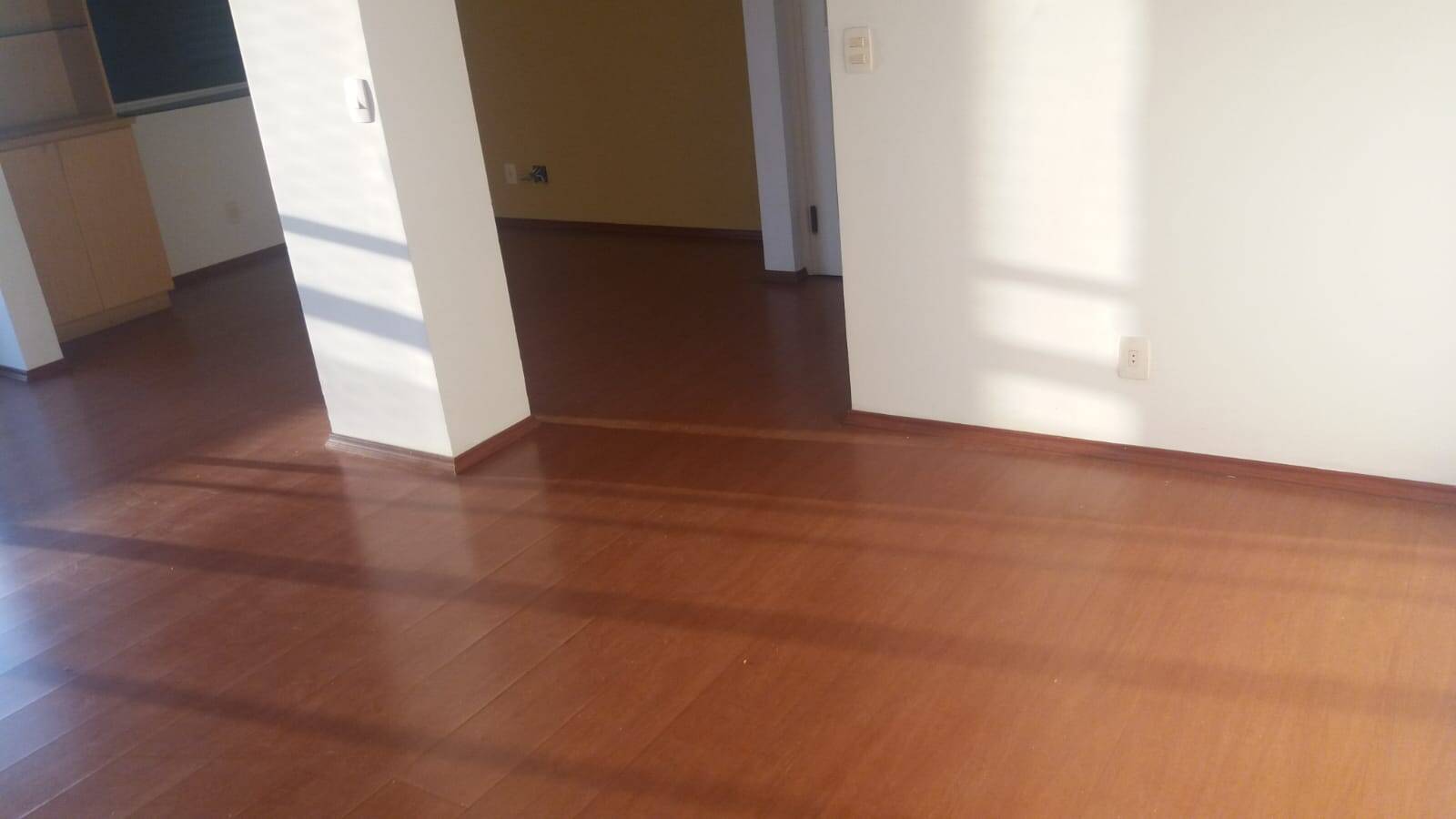 Apartamento para alugar com 5 quartos, 230m² - Foto 7