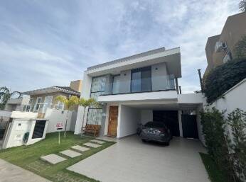 Casa de Condomínio à venda com 3 quartos, 260m² - Foto 1