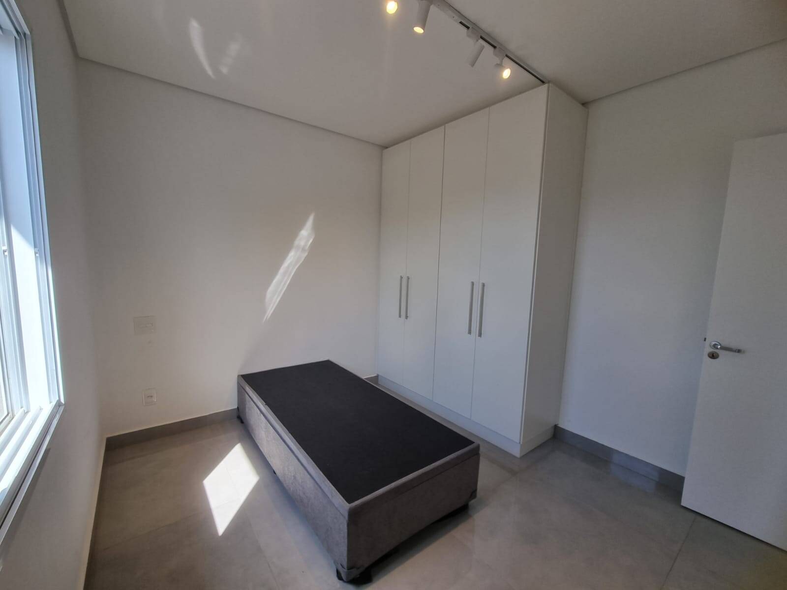 Casa de Condomínio à venda com 3 quartos, 150m² - Foto 12