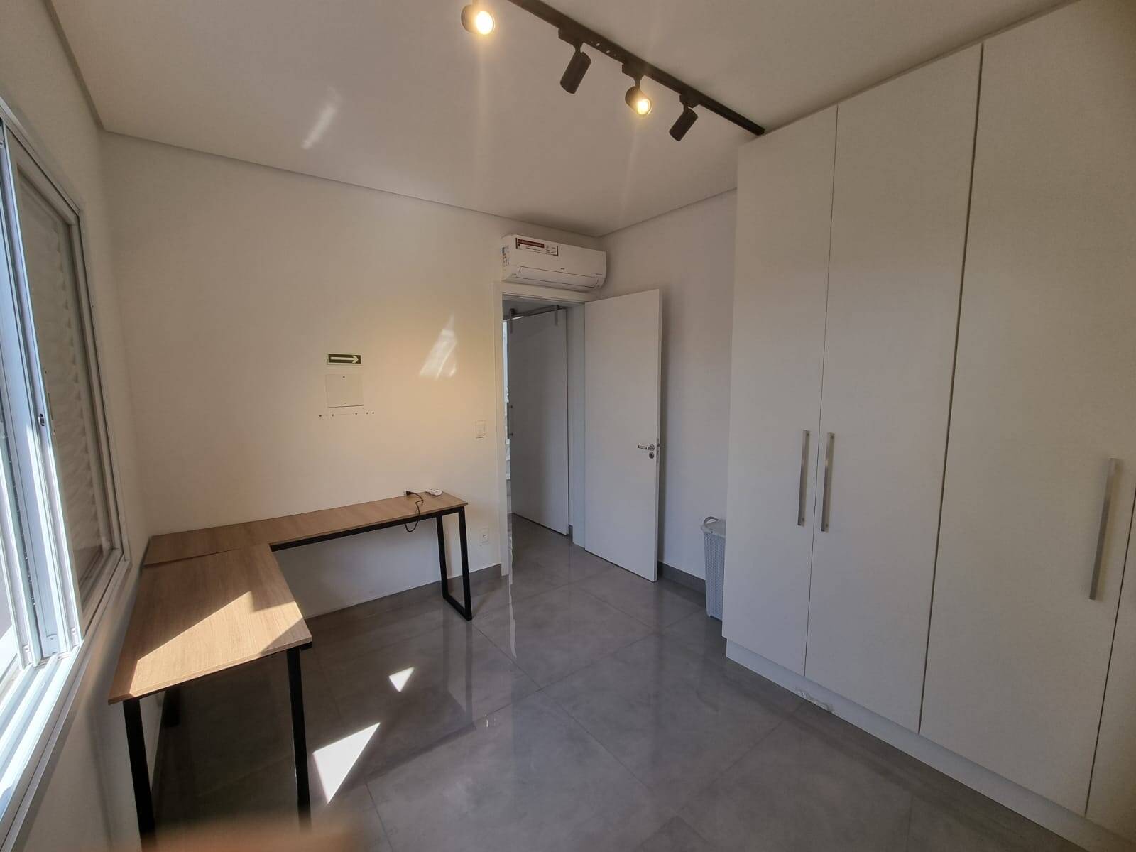 Casa de Condomínio à venda com 3 quartos, 150m² - Foto 13