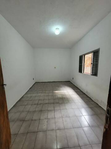 Fazenda à venda com 2 quartos, 184m² - Foto 4