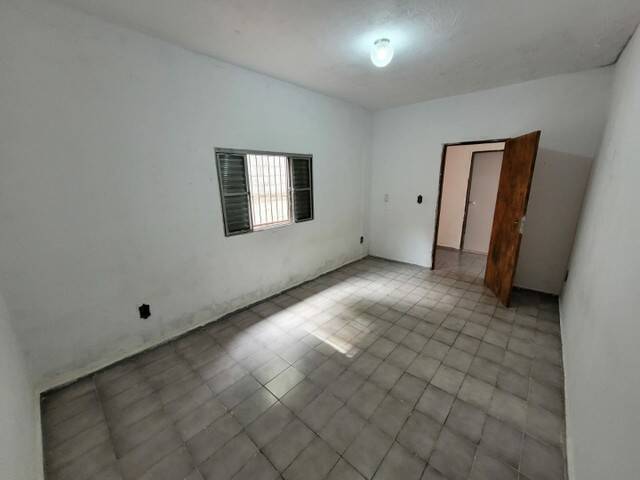 Fazenda à venda com 2 quartos, 184m² - Foto 13