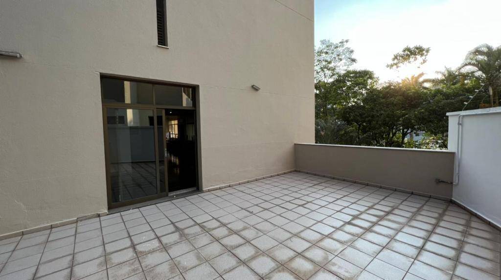 Apartamento à venda com 3 quartos, 167m² - Foto 33