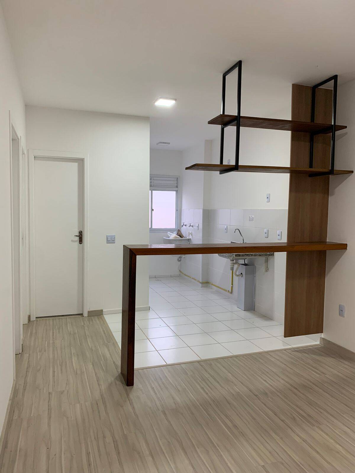 Apartamento à venda com 2 quartos, 45m² - Foto 1