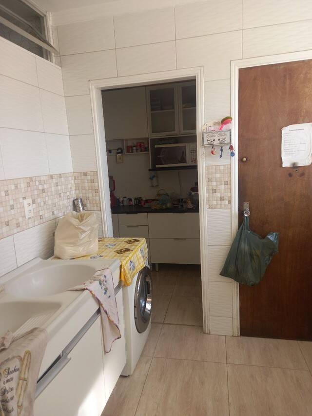 Apartamento à venda com 3 quartos, 200m² - Foto 13