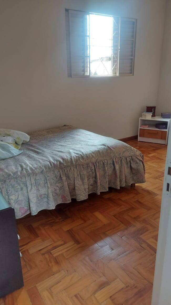 Casa à venda com 4 quartos, 182m² - Foto 5