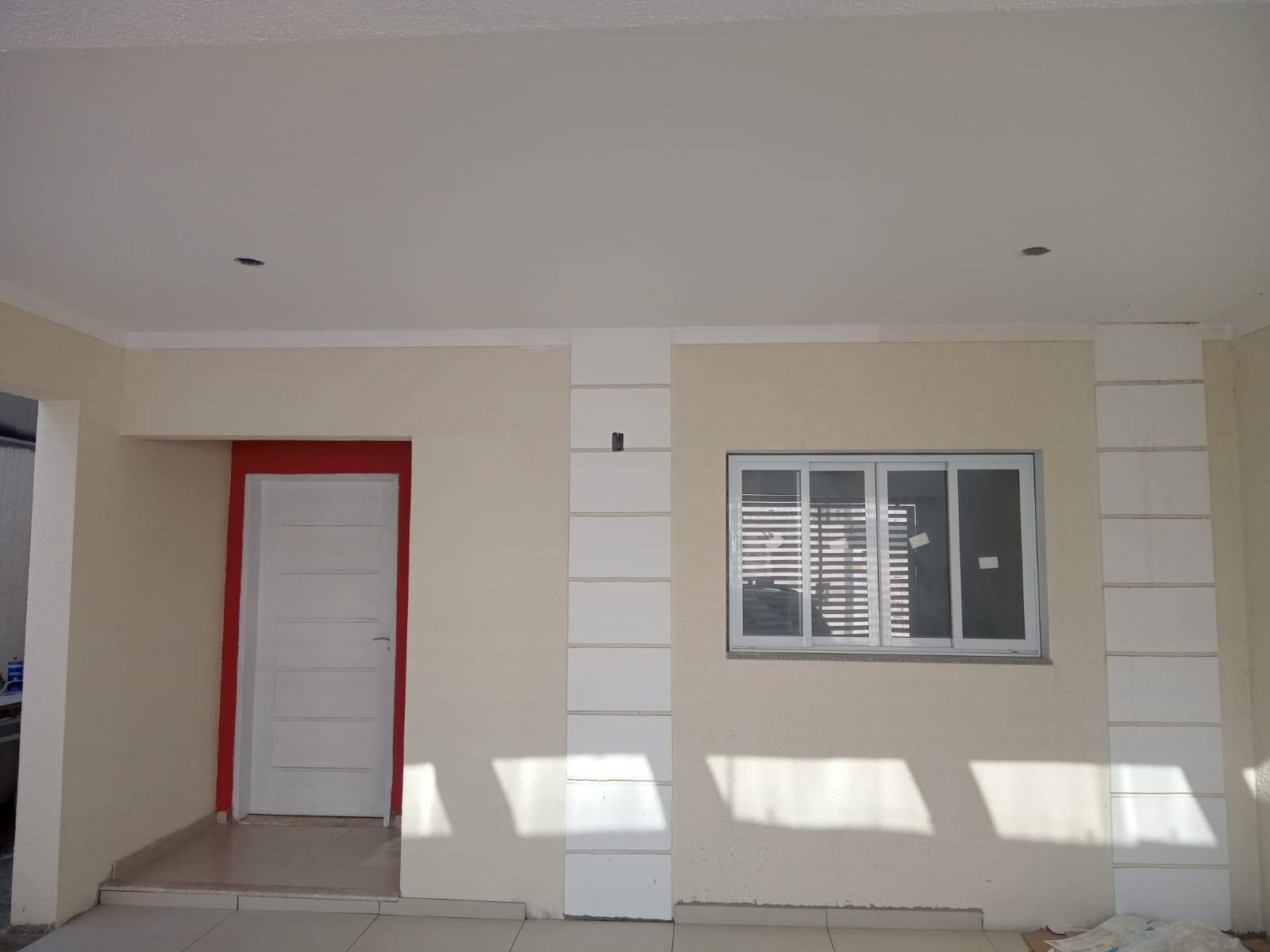 Casa à venda com 3 quartos, 180m² - Foto 1